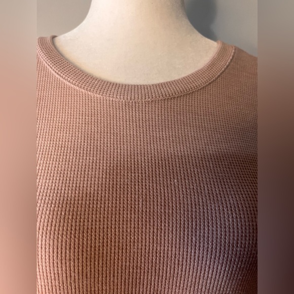 NWOT LOGO Lori Goldstein Waffle/Lace Top W/ Pockets!! - Picture 2 of 10